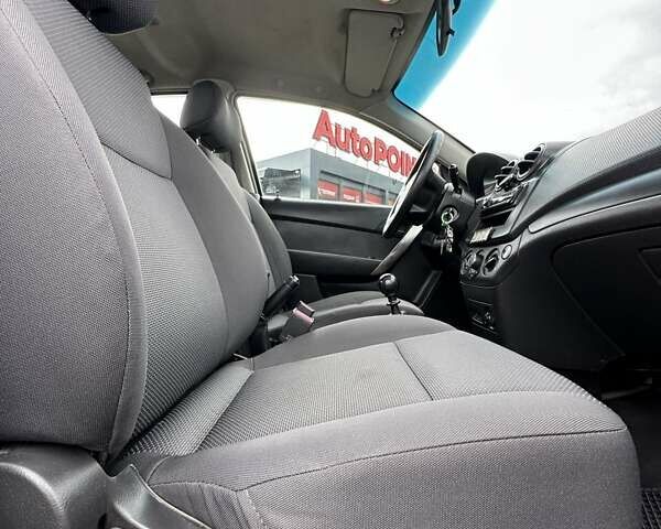 Сірий Шевроле Авео, об'ємом двигуна 1.5 л та пробігом 59 тис. км за 4300 $, фото 24 на Automoto.ua