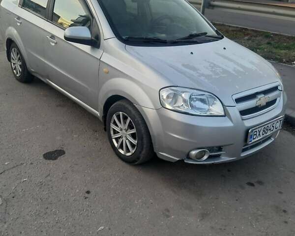 Сірий Шевроле Авео, об'ємом двигуна 1.5 л та пробігом 284 тис. км за 1999 $, фото 1 на Automoto.ua