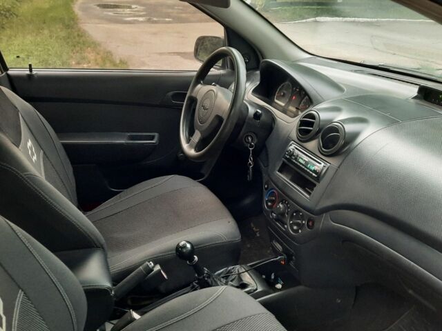 Серый Шевроле Авео, объемом двигателя 1.5 л и пробегом 340 тыс. км за 3350 $, фото 7 на Automoto.ua