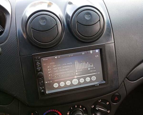 Серый Шевроле Авео, объемом двигателя 1.5 л и пробегом 200 тыс. км за 3000 $, фото 8 на Automoto.ua