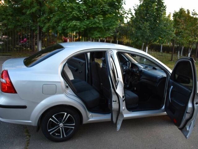 Серый Шевроле Авео, объемом двигателя 1.5 л и пробегом 104 тыс. км за 4600 $, фото 14 на Automoto.ua
