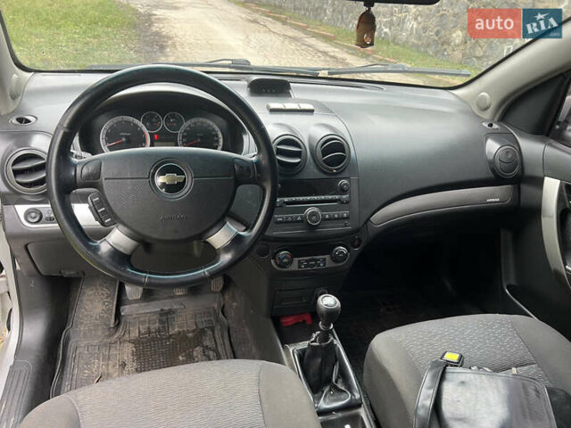 Серый Шевроле Авео, объемом двигателя 1.4 л и пробегом 170 тыс. км за 2500 $, фото 22 на Automoto.ua