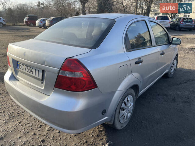 Серый Шевроле Авео, объемом двигателя 1.5 л и пробегом 547 тыс. км за 2100 $, фото 5 на Automoto.ua