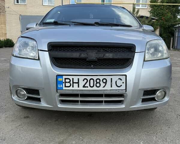 Серый Шевроле Авео, объемом двигателя 1.5 л и пробегом 197 тыс. км за 3800 $, фото 9 на Automoto.ua