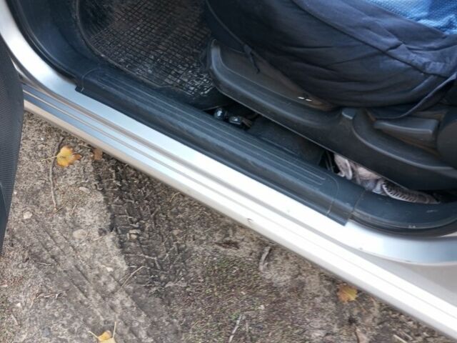 Серый Шевроле Авео, объемом двигателя 1.5 л и пробегом 18 тыс. км за 3600 $, фото 6 на Automoto.ua