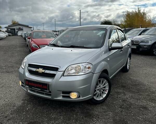 Сірий Шевроле Авео, об'ємом двигуна 1.5 л та пробігом 59 тис. км за 4300 $, фото 3 на Automoto.ua