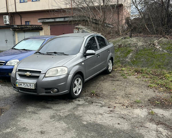 Сірий Шевроле Авео, об'ємом двигуна 1.5 л та пробігом 225 тис. км за 2600 $, фото 20 на Automoto.ua