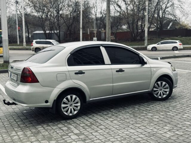 Сірий Шевроле Авео, об'ємом двигуна 1.5 л та пробігом 280 тис. км за 2750 $, фото 3 на Automoto.ua