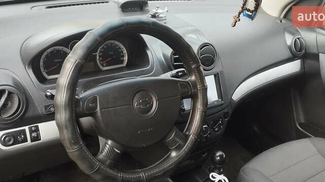 Серый Шевроле Авео, объемом двигателя 1.5 л и пробегом 296 тыс. км за 3499 $, фото 11 на Automoto.ua