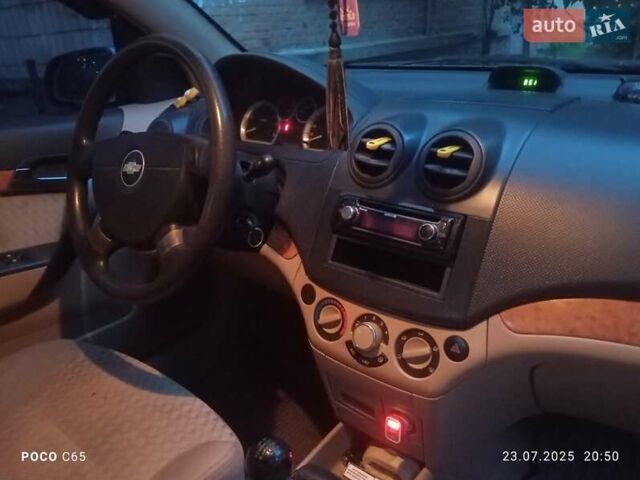 Серый Шевроле Авео, объемом двигателя 1.6 л и пробегом 250 тыс. км за 2900 $, фото 21 на Automoto.ua
