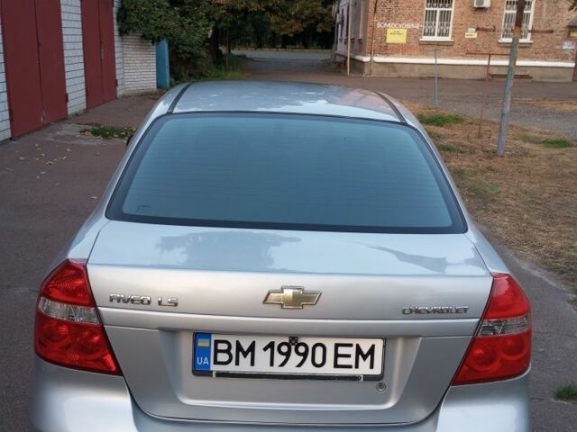Серый Шевроле Авео, объемом двигателя 1.5 л и пробегом 209 тыс. км за 3700 $, фото 5 на Automoto.ua
