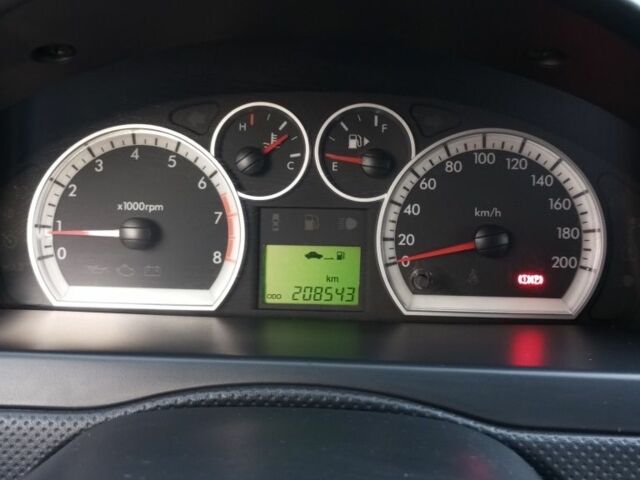 Серый Шевроле Авео, объемом двигателя 1.5 л и пробегом 209 тыс. км за 3700 $, фото 6 на Automoto.ua