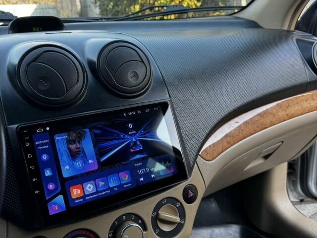 Серый Шевроле Авео, объемом двигателя 1.6 л и пробегом 142 тыс. км за 4300 $, фото 10 на Automoto.ua