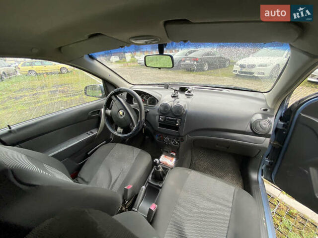 Серый Шевроле Авео, объемом двигателя 1.5 л и пробегом 150 тыс. км за 3500 $, фото 3 на Automoto.ua
