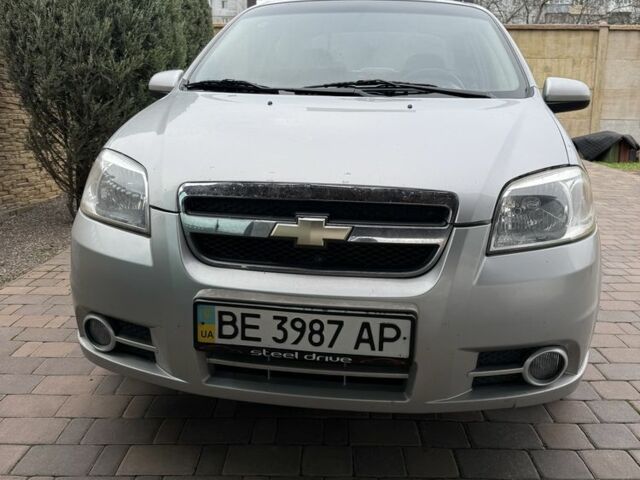 Серый Шевроле Авео, объемом двигателя 1.5 л и пробегом 180 тыс. км за 3900 $, фото 5 на Automoto.ua