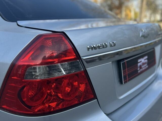 Серый Шевроле Авео, объемом двигателя 1.6 л и пробегом 214 тыс. км за 2700 $, фото 16 на Automoto.ua