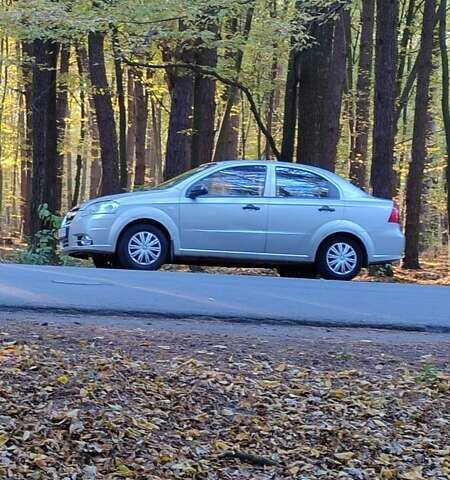 Серый Шевроле Авео, объемом двигателя 1.5 л и пробегом 582 тыс. км за 2700 $, фото 9 на Automoto.ua