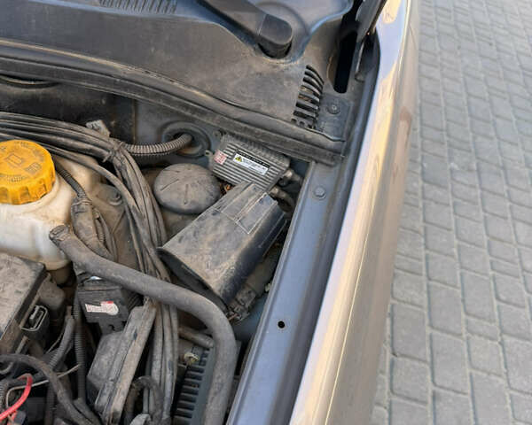 Сірий Шевроле Авео, об'ємом двигуна 1.5 л та пробігом 165 тис. км за 4800 $, фото 23 на Automoto.ua
