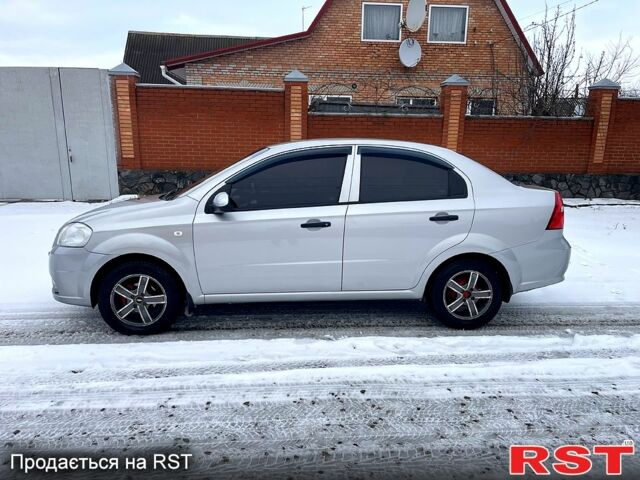 Сірий Шевроле Авео, об'ємом двигуна 1.5 л та пробігом 155 тис. км за 4900 $, фото 3 на Automoto.ua