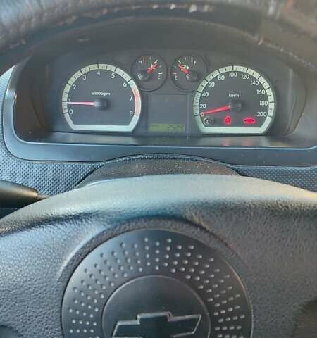 Серый Шевроле Авео, объемом двигателя 1.5 л и пробегом 582 тыс. км за 2700 $, фото 7 на Automoto.ua