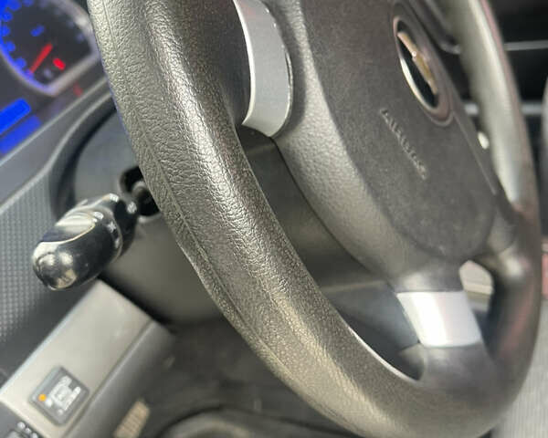 Серый Шевроле Авео, объемом двигателя 1.5 л и пробегом 161 тыс. км за 5300 $, фото 61 на Automoto.ua