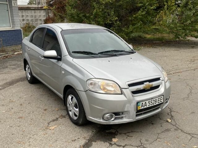Сірий Шевроле Авео, об'ємом двигуна 0 л та пробігом 154 тис. км за 2500 $, фото 3 на Automoto.ua
