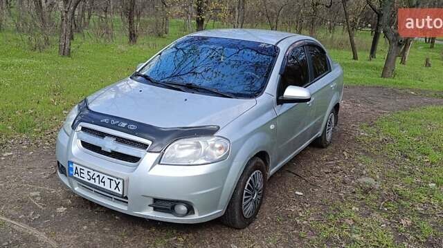 Серый Шевроле Авео, объемом двигателя 1.6 л и пробегом 160 тыс. км за 4500 $, фото 3 на Automoto.ua