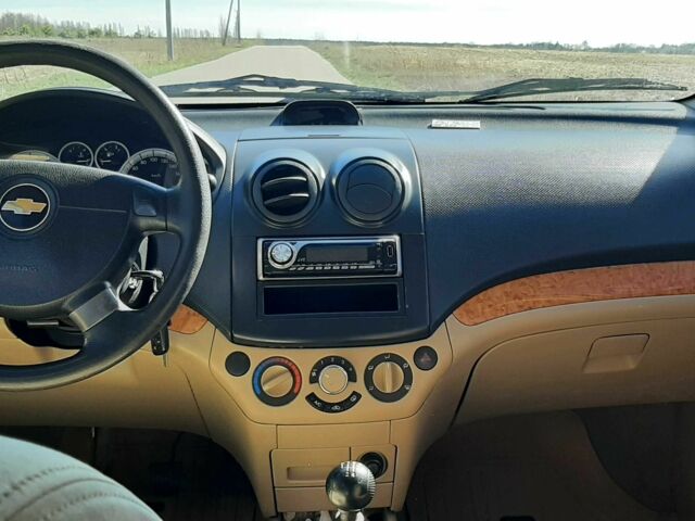 Серый Шевроле Авео, объемом двигателя 1.6 л и пробегом 199 тыс. км за 4300 $, фото 6 на Automoto.ua