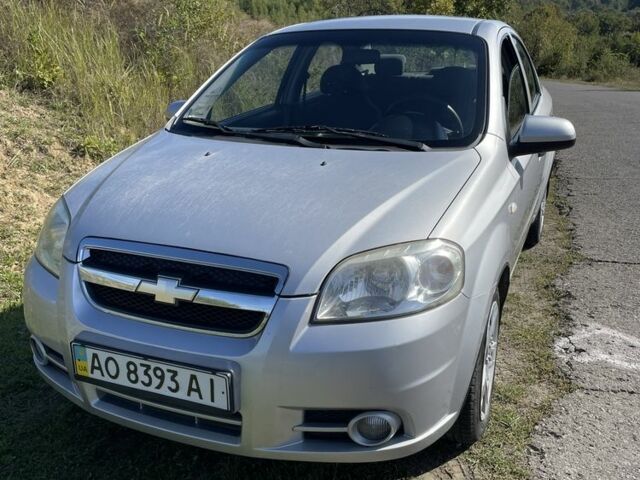 Серый Шевроле Авео, объемом двигателя 1.5 л и пробегом 264 тыс. км за 3000 $, фото 1 на Automoto.ua