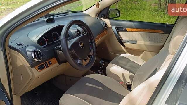 Серый Шевроле Авео, объемом двигателя 1.6 л и пробегом 160 тыс. км за 4500 $, фото 11 на Automoto.ua