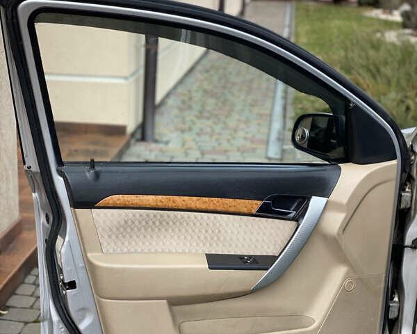 Серый Шевроле Авео, объемом двигателя 1.6 л и пробегом 194 тыс. км за 2299 $, фото 43 на Automoto.ua