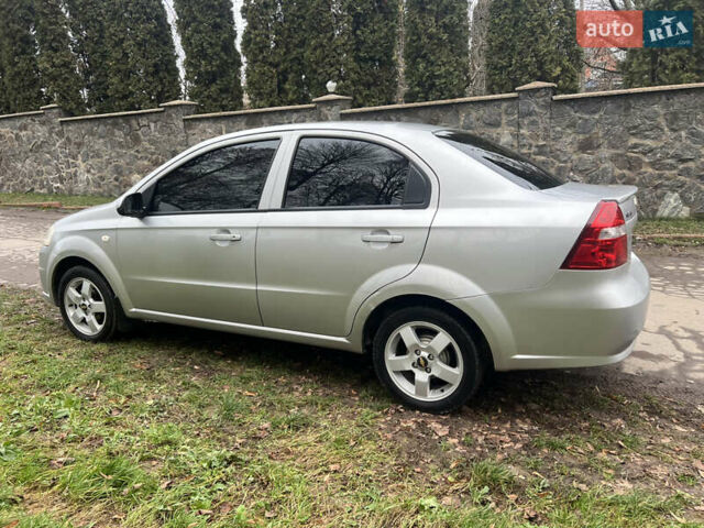 Сірий Шевроле Авео, об'ємом двигуна 1.4 л та пробігом 170 тис. км за 2999 $, фото 5 на Automoto.ua