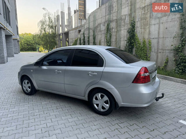 Сірий Шевроле Авео, об'ємом двигуна 1.6 л та пробігом 155 тис. км за 3599 $, фото 10 на Automoto.ua