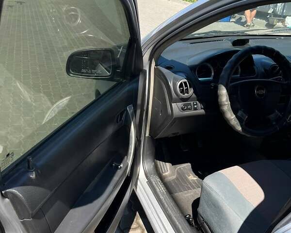 Серый Шевроле Авео, объемом двигателя 1.5 л и пробегом 191 тыс. км за 3300 $, фото 21 на Automoto.ua