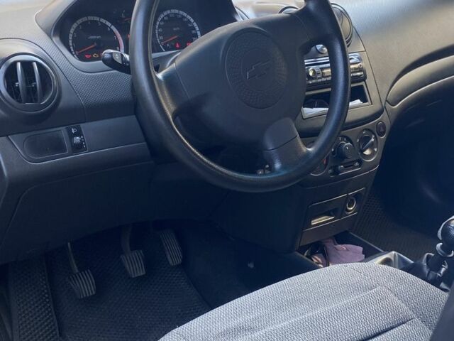 Серый Шевроле Авео, объемом двигателя 1.5 л и пробегом 80 тыс. км за 4200 $, фото 8 на Automoto.ua