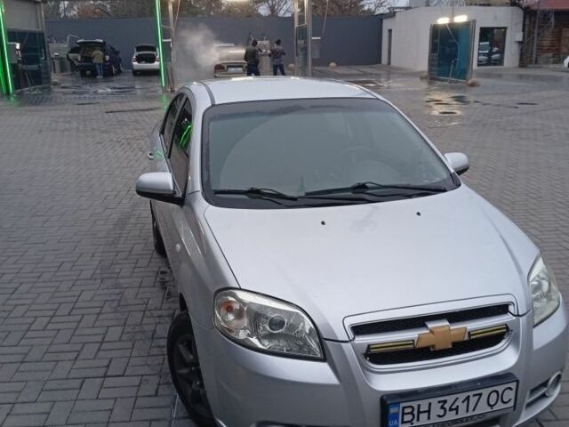 Серый Шевроле Авео, объемом двигателя 1.6 л и пробегом 148 тыс. км за 4600 $, фото 1 на Automoto.ua