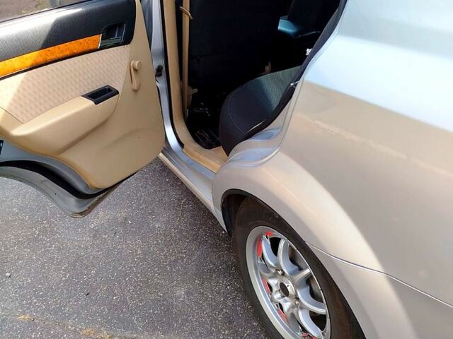 Серый Шевроле Авео, объемом двигателя 1.6 л и пробегом 188 тыс. км за 4500 $, фото 1 на Automoto.ua