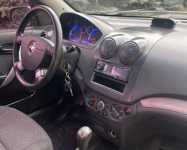 Серый Шевроле Авео, объемом двигателя 1.5 л и пробегом 161 тыс. км за 5300 $, фото 98 на Automoto.ua