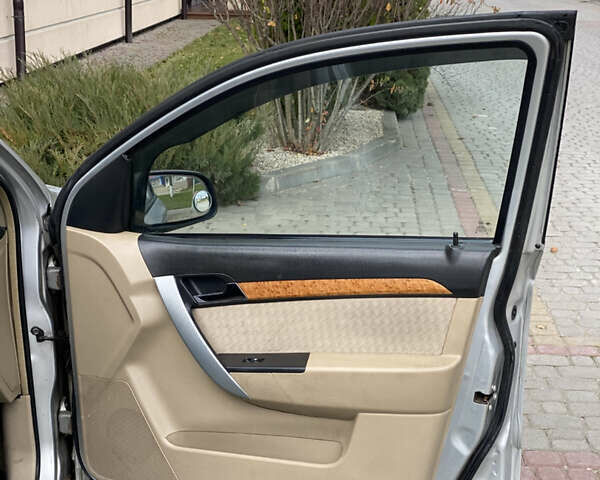 Серый Шевроле Авео, объемом двигателя 1.6 л и пробегом 194 тыс. км за 2299 $, фото 44 на Automoto.ua