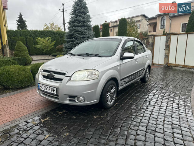 Серый Шевроле Авео, объемом двигателя 1.6 л и пробегом 214 тыс. км за 2650 $, фото 8 на Automoto.ua