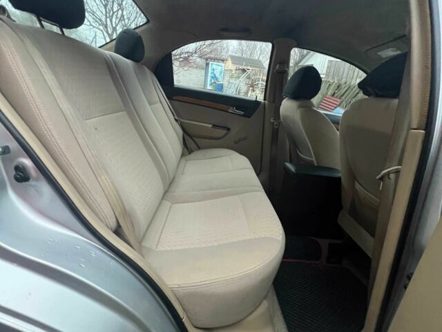 Сірий Шевроле Авео, об'ємом двигуна 1.6 л та пробігом 353 тис. км за 4000 $, фото 21 на Automoto.ua
