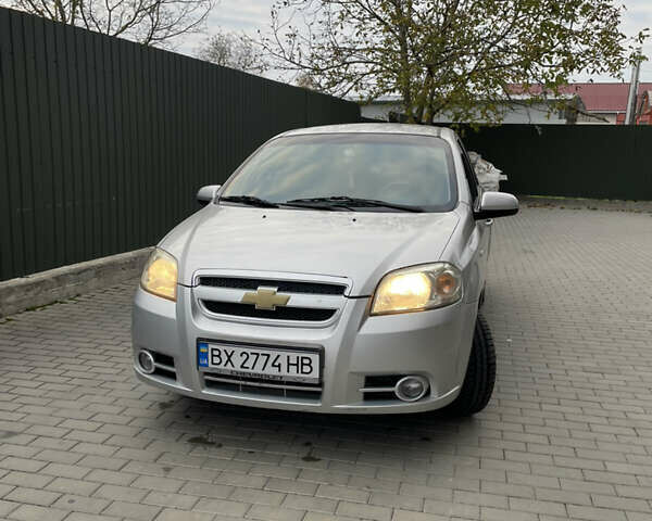 Сірий Шевроле Авео, об'ємом двигуна 1.6 л та пробігом 290 тис. км за 3900 $, фото 4 на Automoto.ua