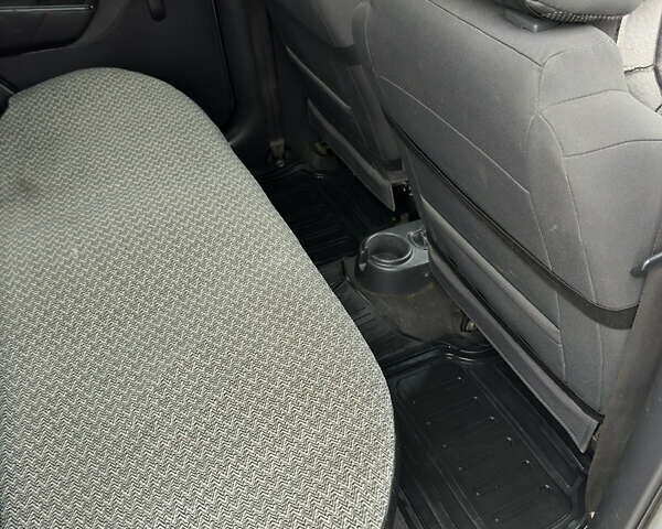 Сірий Шевроле Авео, об'ємом двигуна 1.5 л та пробігом 245 тис. км за 3500 $, фото 14 на Automoto.ua