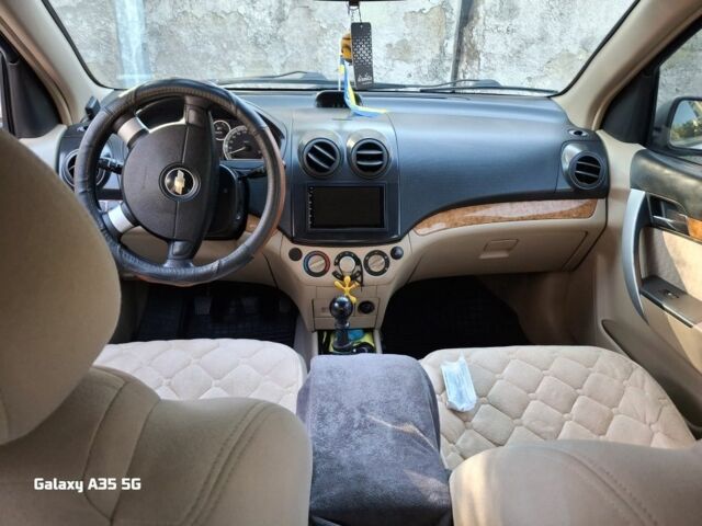 Серый Шевроле Авео, объемом двигателя 1.6 л и пробегом 130 тыс. км за 4900 $, фото 3 на Automoto.ua