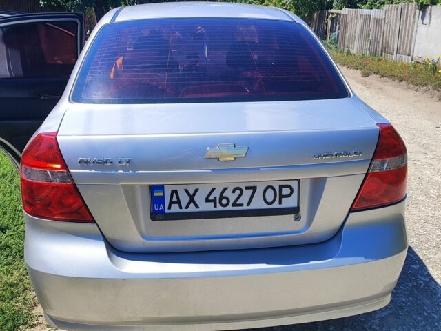 Серый Шевроле Авео, объемом двигателя 1.5 л и пробегом 180 тыс. км за 4800 $, фото 1 на Automoto.ua