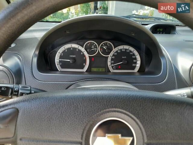 Сірий Шевроле Авео, об'ємом двигуна 1.6 л та пробігом 138 тис. км за 3700 $, фото 10 на Automoto.ua