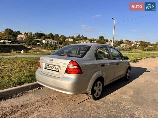 Сірий Шевроле Авео, об'ємом двигуна 1.5 л та пробігом 175 тис. км за 6000 $, фото 5 на Automoto.ua