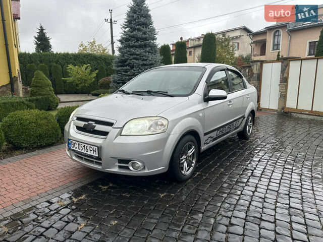 Серый Шевроле Авео, объемом двигателя 1.6 л и пробегом 214 тыс. км за 2650 $, фото 9 на Automoto.ua