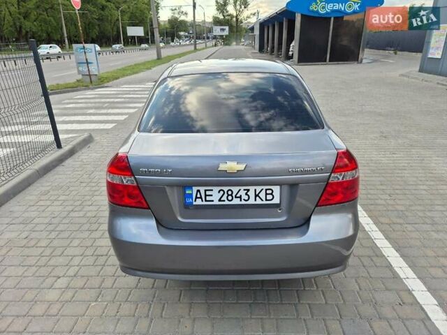 Серый Шевроле Авео, объемом двигателя 1.5 л и пробегом 191 тыс. км за 5000 $, фото 1 на Automoto.ua
