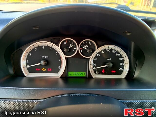 Серый Шевроле Авео, объемом двигателя 1.6 л и пробегом 265 тыс. км за 2700 $, фото 10 на Automoto.ua